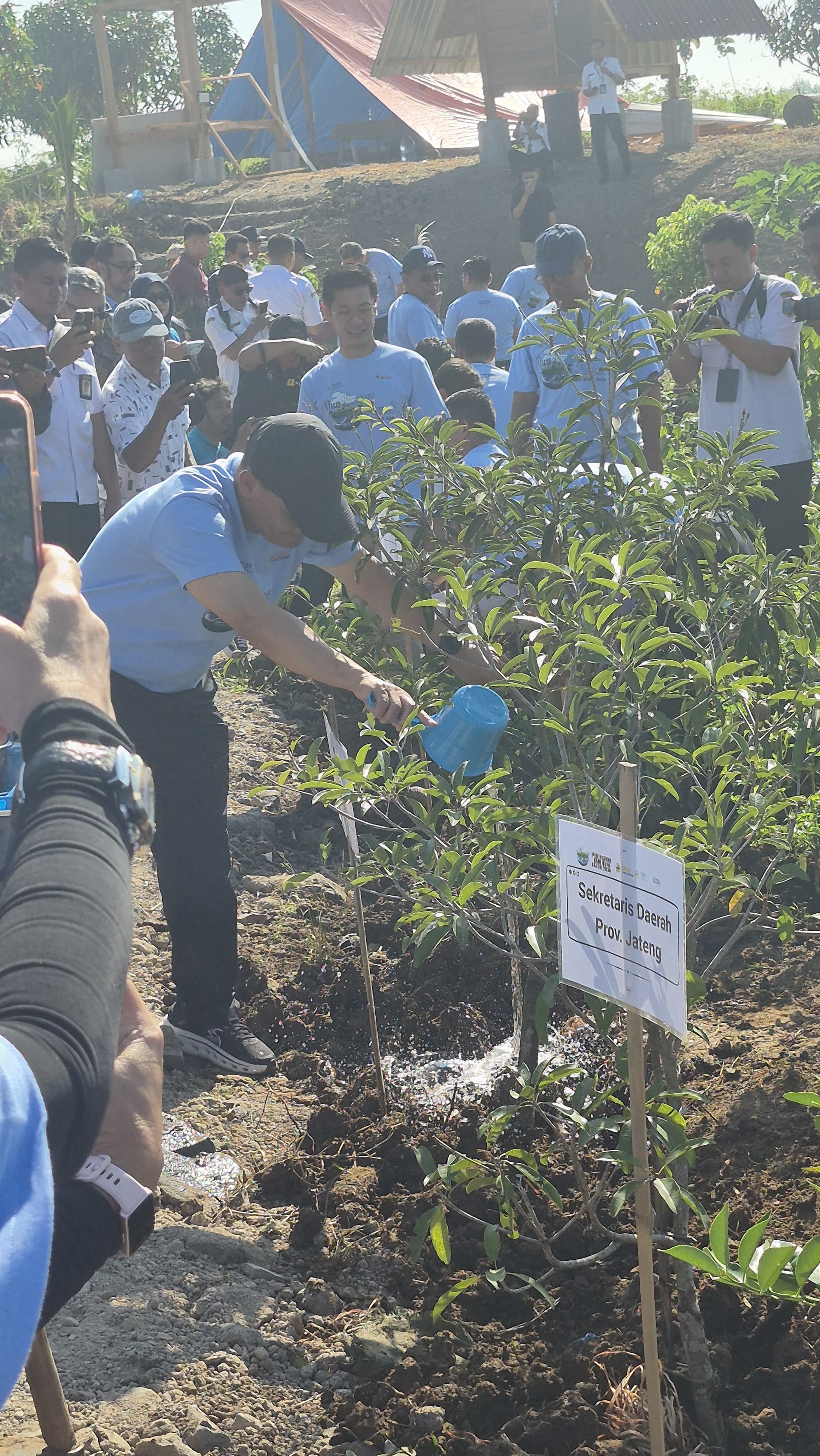 Hari Bumi 2026 di Bawen: Gubernur Jateng Tegas, Tambang Wajib Reklamasi dan Peduli Lingkungan
